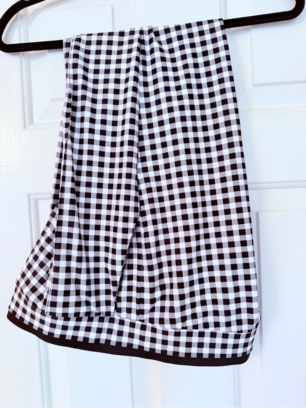 Jude Connally Black and White Gingham Capris